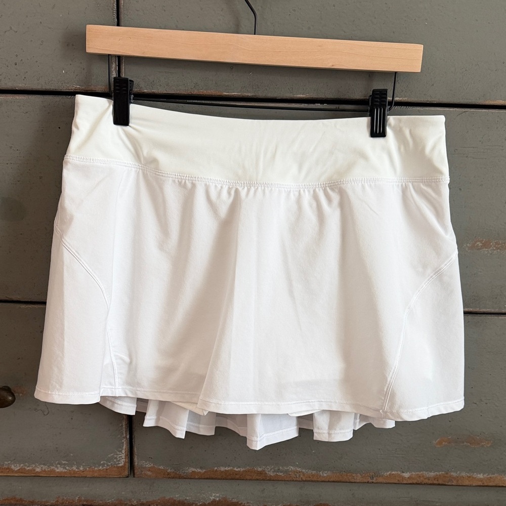 Women's White Active Tennis Skort - CRZ Yoga size L (12)